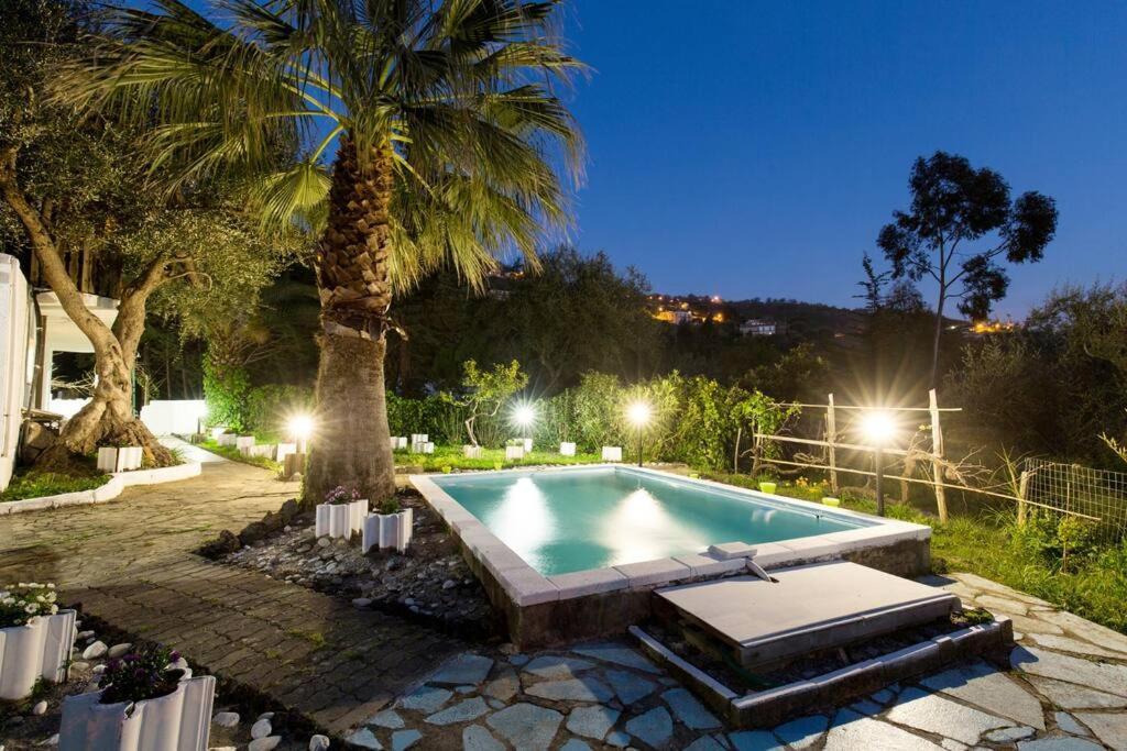 Holiday Home Lucifero Contura Exterior photo